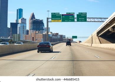 Houston Texas Downtown Road Sign Usa Stock Photo 446685415 | Shutterstock