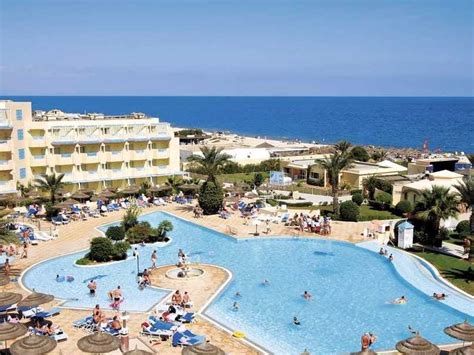 AT-LEAST 27 PEOPLE WERE SHOT DEAD TODAY,BY GUNMEN WHO ATTACKED A HOTEL RESORT IN TUNISIA. ~ PINK ...
