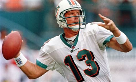 Former Dolphins QB Dan Marino says he would throw for…