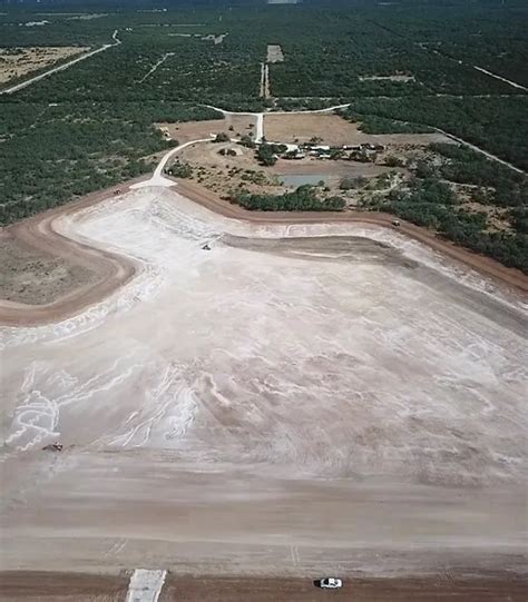 Bentonite Clay for Ponds 3000 LB- Lonestar Minerals