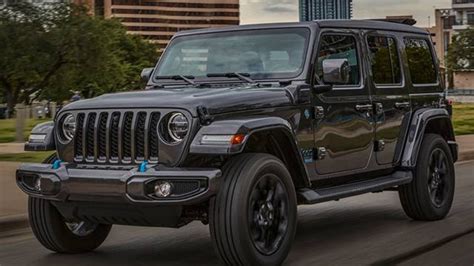 2022 Jeep Wrangler Unlimited 4xe: Choosing the Right Trim - Autotrader