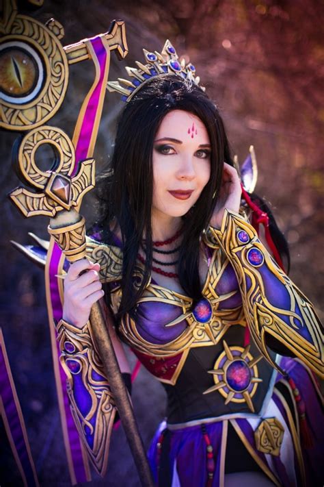 Cosplay Wednesday - Diablo III's Wizard - GamersHeroes