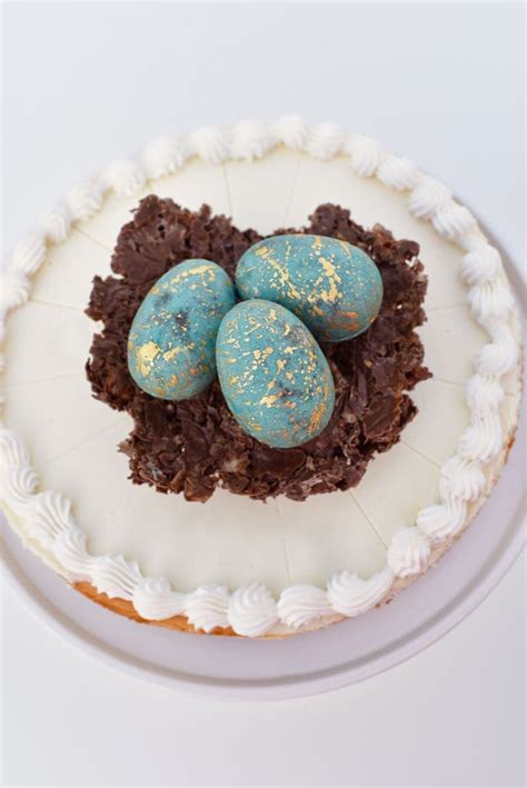 How to Make Chocolate Easter Eggs that Impress (and Couldn't be Easier!)