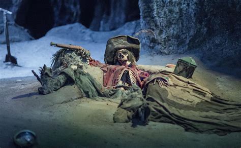 Daily Disneyland: Skeleton Pirate in the Pirates of the Caribbean Blog http ...