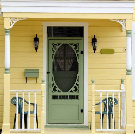 Front Door Color For A Yellow House [Inc. 11 Examples in Pictures]