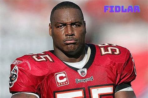 Derrick Brooks is an American football player who has achieved great ...