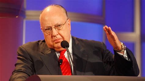 Fox News mastermind Roger Ailes dies aged 77 | World News | Sky News