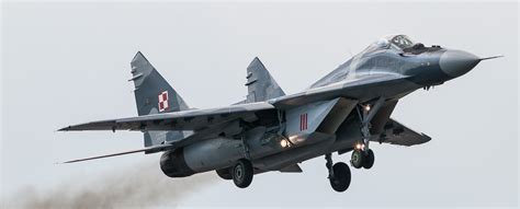 Mikoyan-Gurevich MiG-29 - Aircraft Recognition Guide