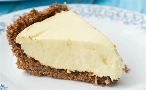 Awesome Cream Cheese Lemonade Pie Recipe – Desserts Corner