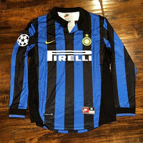 INTER MILÁN 1999 RONALDO NAZARIO R9 JERSEY MEDIUM - Depop