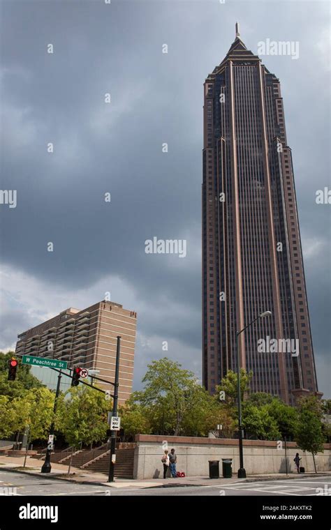 Bank of america plaza atlanta hi-res stock photography and images - Alamy