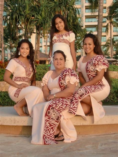 Polynesian dress, Samoan dress, Hawaiian fashion