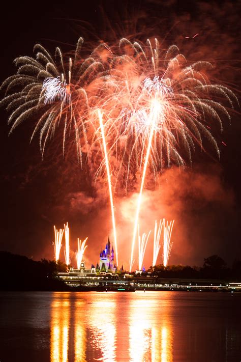 Happily Ever After Fireworks | The DIS Disney Discussion Forums - DISboards.com