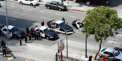 Officers Fleeing L.A. Police Dept., Force Dips Below 1990s Levels | Headline USA