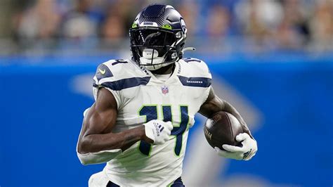 Seahawks' DK Metcalf gives surprising all-time wide receiver rankings ...