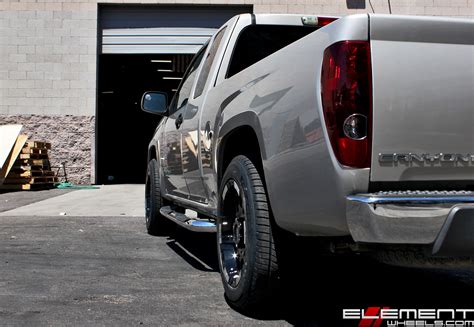 18x9 Moto Metal MO951 Black on a 2004 GMC Canyon w/ specs | Element Wheels