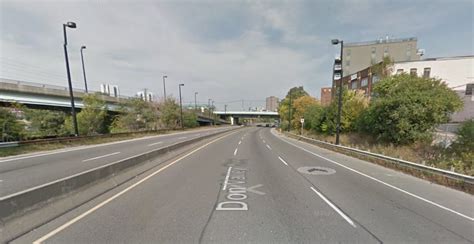 Toronto Police guide Brazilian cycling team off the Don Valley Parkway ...