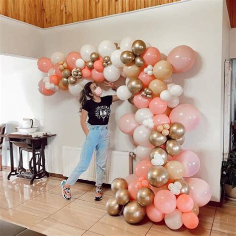 Arco de globos paso a paso | Cómo hacer e ideas - Manualidades.es