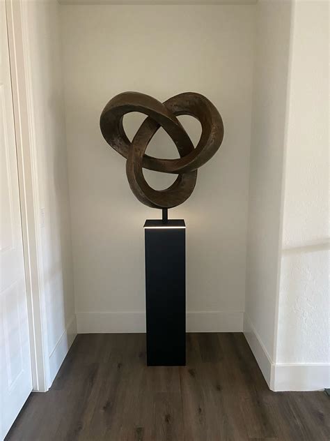 How to make a display pedestal for sculptures art – Artofit