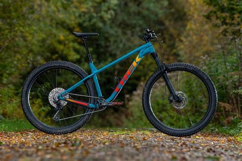 Trek Roscoe 7 mountain bike review - BikeRadar