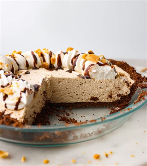 No Bake Cream Cheese Peanut Butter Pie - infoodita