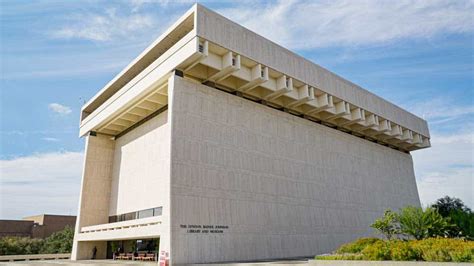 12 Must-See Museums in Austin, TX, for Art & History Lovers