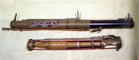 Russian PG-18 64mm rocket (cutaway) and RPG-18 'Mukha' anti-tank rocket launcher [1800x787] : r ...