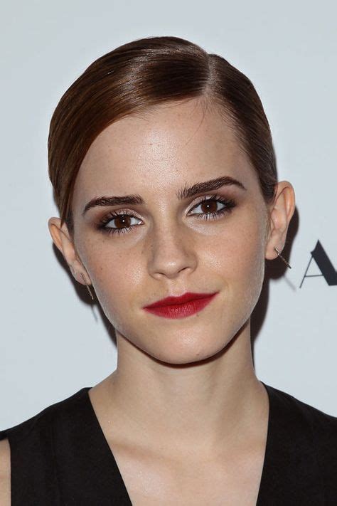 Beautiful Hairstyles for Oval Faces Women's | Oval face hairstyles, Emma watson sexiest, Emma watson