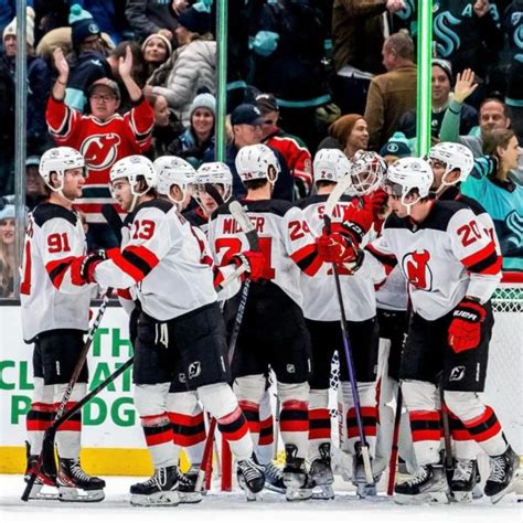 Devils triumph over Bruins in thrilling close-call NHL…