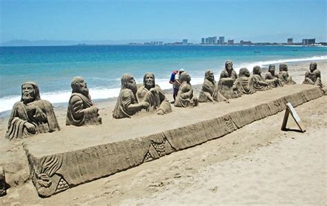 Creative Beach and Sand Art – FlashSolver