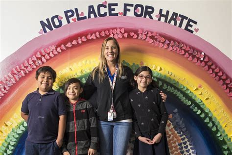 Las Vegas students embrace anti-bullying ‘No Place for Hate’ | Education | Local