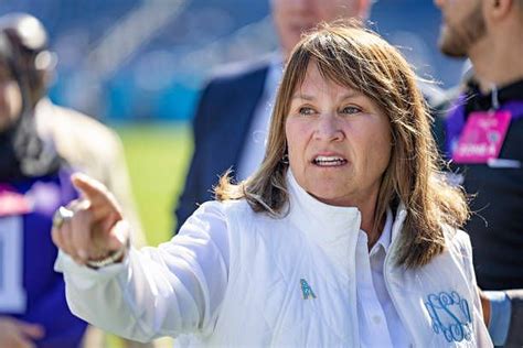 Who owns the Tennessee Titans? Meet Amy Adams Strunk