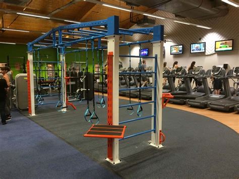 Dorking Sports Centre | Dorking – Places Leisure