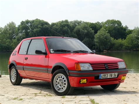 PEUGEOT 205 GTI Specs & Photos - 1984, 1985, 1986, 1987, 1988, 1989, 1990, 1991, 1992, 1993 ...