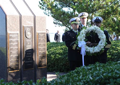 History Informs Memorial to Sailors Killed in USS Cole Attack > United ...