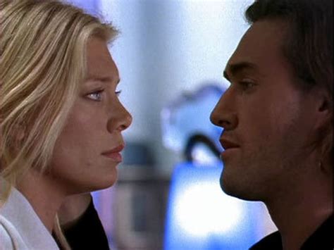 La Femme Nikita Season 2 Episode 22 Watch Online | AZseries