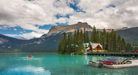 Emerald Lake Lodge, Field (BC) | 2023 Updated Prices, Deals