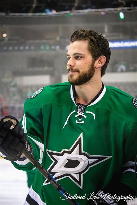 Tyler Seguin, Dallas Stars | Dallas stars hockey, Tyler seguin, Hot ...