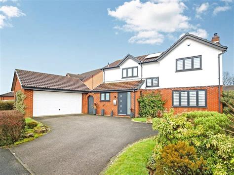 Beautiful four-bedroom detached family home is in a perfect location | Lancashire Evening Post