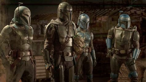 The Mandalorian Season 3 Photos Reveal A New Mandalorian | GIANT ...