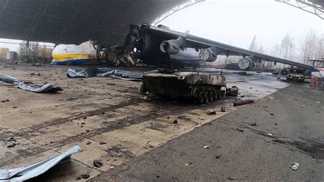 All the remains of the Antonov An-225 Mriya, 01/04/2022. : r ...