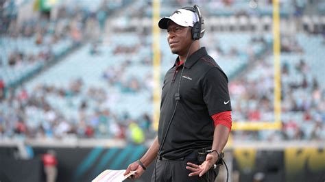 AP Source: Falcons hiring Raheem Morris as next head coach