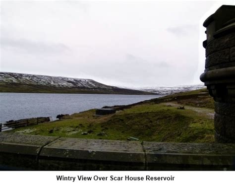 Scar House Reservoir to Little Whernside and Angram Reservoir walk