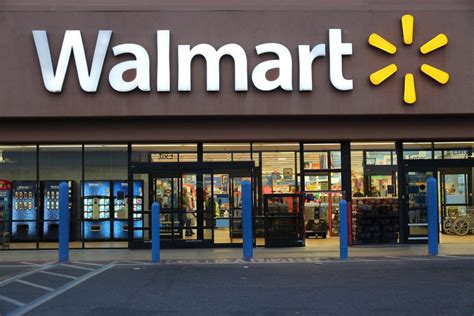 Walmart Hires 150,000 Employees, Readies Parking Lots for COVID-19 Testing - Levinson and ...