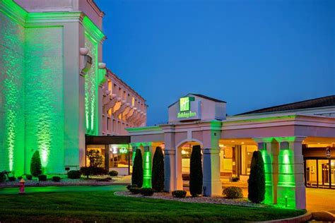 Holiday Inn Enfield-Springfield $89 ($̶9̶4̶) - UPDATED 2018 Prices ...