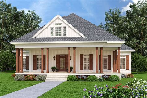 Cottage Plan: 1,608 Square Feet, 3 Bedrooms, 2 Bathrooms - 048-00276