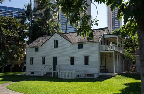 11 Best Honolulu Museums (that are Perfect for a Rainy Day!)