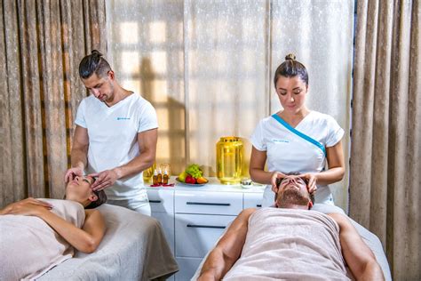 Las Vegas Male Massage: A Guide to Indulgence and Relaxation