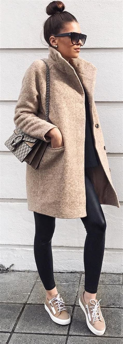 20 Best Winter Fashion Looks for Women in 2017 - Blogrope