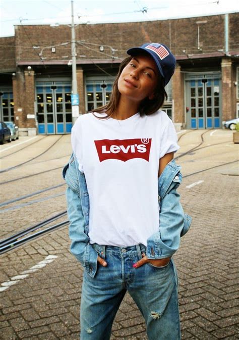 LIVE IN LEVIS - Lizzy van der Ligt | Mode stijl, Kleding, Tiener mode